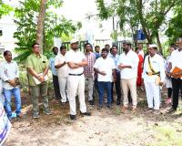 అస్వస్థతకు గురైనా  వారికి మలేరియా, డెంగ్యూ పరీక్షలు  నిర్వహించాలి .