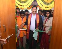 ప్రతి ఒక్కరిని గౌరవిద్దాం... సంతోషంగా జీవిద్దాం.....