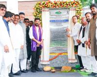 ఇందిరమ్మ ఇళ్లను ఆడబిడ్డల పేరుతో ఇస్తున్నాం..