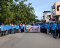 జిల్లా నలుమూలల నుండి మహాధర్నాకు తరలిన పి ఆర్ టి యు ఉపాధ్యా యులు