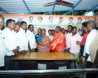 మత్స్య పారిశ్రామిక సంఘం అభివృద్ధికి కృషి చేయాలి: మంత్రి సీతక్క
