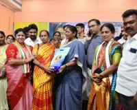 మహిళలు ఆర్థికంగా ఎదిగి కోటీశ్వరులవ్వాలి.... పంచాయతీ రాజ్, గ్రామీణాభివృద్ధి శాఖల మంత్రి ధనసరి అనసూయ (సీతక్క)