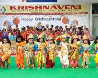 కృష్ణుడి లీలలతో కృష్ణవేణి కాన్సెప్ట్ స్కూల్‌లో సందడి. - వైభవంగా కృష్ణాష్టమి వేడుకలు.