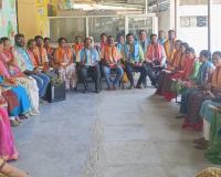 గురువులను సన్మానించిన విద్యార్థులు 