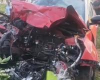 ఆగిఉన్న లారీని ఢీకొన్న కారు  ఇద్దరు మృతి..