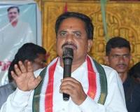 మట్టి వినాయకుడినే పూజిద్దాం.. ప్రకృతిని కాపాడుదాం!”