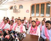 రాష్టాన్ని  సంక్షోభం లోకి నెట్టిన అసమర్థ కాంగ్రేస్   ప్రభుత్వం .
