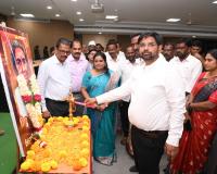 వీరనారి చాకలి ఐలమ్మ పోరాటం స్ఫూర్తిదాయకం 