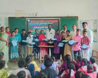 సూధనపల్లి పాఠశాలలో ఉచిత యూనిఫామ్ పంపిణీ ...
