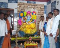 ఆనందోత్సవాల నడుమ వినాయక చవితి వేడుకలు.