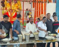 గుండ్లగడ్డ కిష్టబావి అన్న ప్రసాదవితరణ 