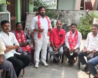 బయ్యారం చెరువుకు గోదావరి జలాలను తరలించాలని అసెంబ్లీలో ప్రస్తావించిన.