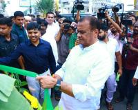 నల్లగొండ కార్పోరేషన్ లో అన్ని సౌకర్యాలు కల్పించి స్మార్ట్ సిటీగా తీర్చిదిద్దడమే కాక బెస్ట్ కార్పొరేషన్ అవార్డు అందుకుంటాం.