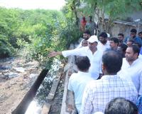మురుగునీరు నిలువ ఉండడం వల్లే  ప్రజలు రోగాల బారిన పడుతున్నారు.
