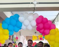 చిన్నారులే వక్తలు....తల్లిదండ్రులు ప్రేక్షకులు 