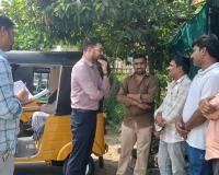 దివ్యాంగులు, వయోవృద్ధులు, ఆటో డ్రైవర్ల సమస్యలు పరిష్కరిస్తా