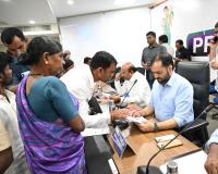 ప్రజావాణికి జిల్లా అధికారులు తప్పనిసరిగా హాజరు కావాలి: జిల్లా కలెక్టర్ దీపక్ తివారి