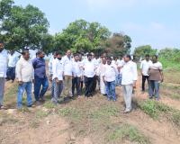 నిరుపేదలకు ఇళ్ల స్థలాల కల్పనకు ప్రభుత్వ భూమి పరిశీలన