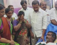హకీంపేట్ బాధితుడిని మిషన్ హాస్పిటల్లో  పరామర్శించిన మాజీ మంత్రి సబితా ఇంద్రారెడ్డి 