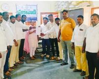 గ్రామ అభివృద్ధి శిలాపలకాలపై వార్డు మెంబర్ ల పేర్లు నమోదు చేయాలి.