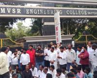 నాదర్గుల్ మాతృశ్రీ ఇంజనీరింగ్ కాలేజీలో విద్యార్థినీ మృతి. 