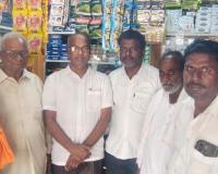 దసరా వేడుకల్లో ఆత్మీయ పలకరింపు.