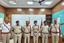సిద్దిపేట కమిషనరేట్‌లో పదోన్నతి పొందిన పోలీసు అధికారులకు సీపీ అభినందనలు