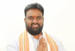 ఆమనగల్లు అభివృద్ధి కోసం ఆచారి ఆమరణ నిరాహార దీక్ష