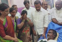 హకీంపేట్ బాధితుడిని మిషన్ హాస్పిటల్లో  పరామర్శించిన మాజీ మంత్రి సబితా ఇంద్రారెడ్డి 