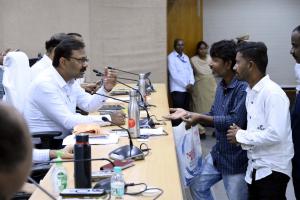 ప్రజావాణికి జిల్లా అధికారులు విధిగా హాజరు కావాలి - ఆదేశించిన కలెక్టర్ టి.వినయ్ కృష్ణారెడ్డి 