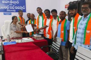 రైతులకు ఎటువంటి ఇబ్బందులు లేకుండా నేరుగా యూరియా సరఫరా చేయాలి.