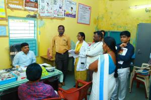 ప్రాథమిక వైద్య ఆరోగ్య కేంద్రాల ద్వారా సాధారణ పసవాలను పెంచాలి. 