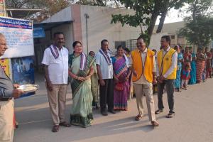 అన్ని దానలలో అన్న దానం గొప్పది.