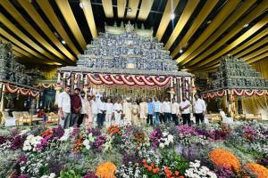 ఘనంగా మామిడి జనార్దన్ రెడ్డి కూతురు వివాహం