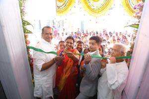సాయి నైసా మల్టీ స్పెషాలిటీ హాస్పిటల్ భవనాన్ని ప్రారంభించిన 