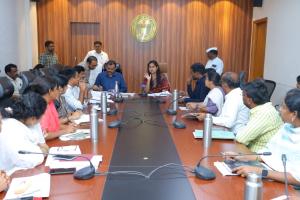 భూ సేకరణ ప్రక్రియ ను త్వరగా పూర్తి చేయాలి.