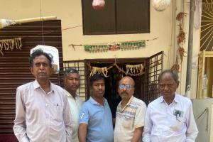 తాను మరణిస్తూ...ఇద్దరి అందులకు చూపునిచ్చాడు.