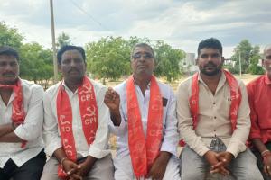 ప్రజా సమస్యలను గాలికొదిలిన ఎమ్మెల్యే : సీపీఐ నాయకుడు పోతిరెడ్డి వెంకటరెడ్డి