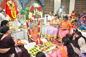 గాంధీచౌక్ వర ప్రదాత శ్రీషిర్డీసాయి మందిరంలో సామూహక కుంకుమ పూజ