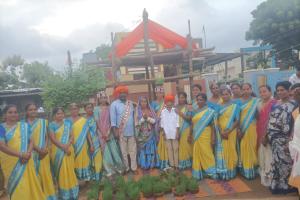 భీక్య తండలో ఘనంగా తీజ్ వేడుకలు