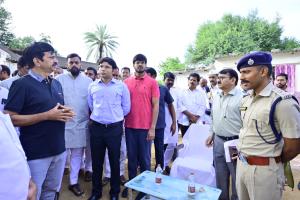 పెండింగ్ దరఖాస్తుల పరిష్కారంలో జాప్యంపై మంత్రి పొంగులేటి ఆగ్రహం  భూభారతి సదస్సులు, సాదాబైనామా అర్జీలను వెంటనే పరిష్కరించాలి