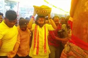 సినీ నటుడు నాని గట్టమ్మ తల్లికి ప్రత్యేక పూజలు