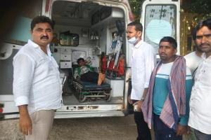 ఆపదలో అండగా నిలిచిన మాదారం సర్పంచ్ ఉమా నరేష్!