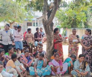 సిపిఐ యంఎల్ మాస్ లైన్ అశ్వారావుపేట మండల కమిటీ ఆధ్వర్యంలో కావడిగుండ్ల గ్రామంలో అమరవీరుల సంస్మరణ సభ ఘనంగా జరిగింది. 