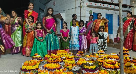 28వ వార్డులో అంబరాన్నంటిన బతుకమ్మ సంబరాలు