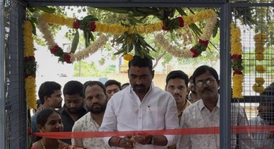 పునరుద్ధరించిన అంగన్వాడీ కేంద్రాన్ని ప్రారంభించిన సర్పంచ్:  నిరంజన్ గౌడ్